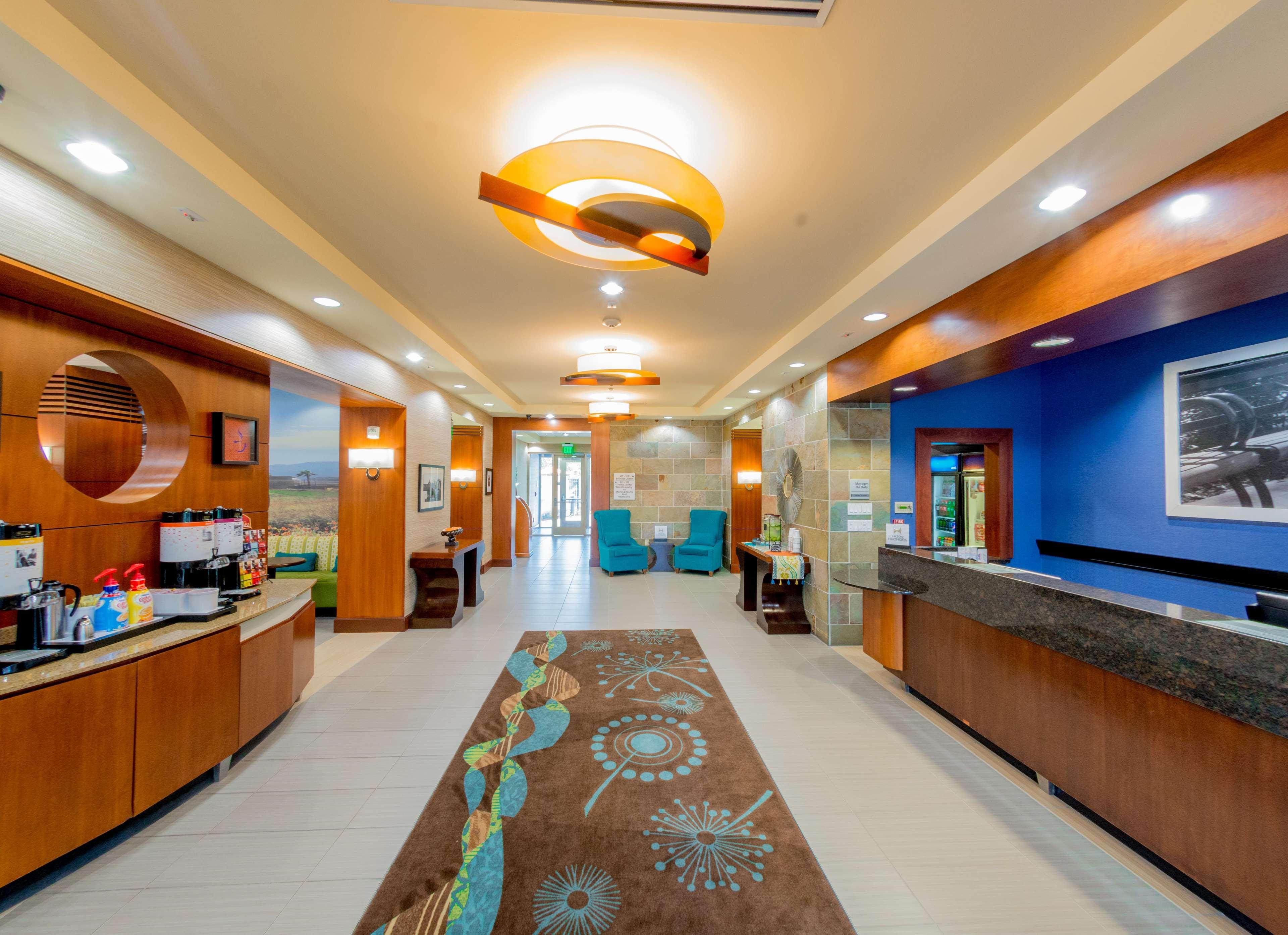 Hampton Inn & Suites Riverside/Corona East Exterior foto