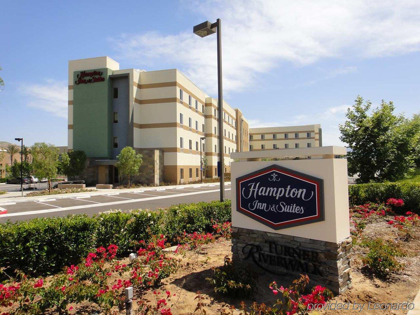 Hampton Inn & Suites Riverside/Corona East Exterior foto